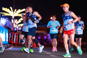 BIB: 1000000, 2196, 40168, 
                            <button type="button" onclick="openModal(22972757)" class="btn btn-primary btn-sm float-right btn-popup" data-toggle="modal" data-target=".modal-high-quality">
                        <i class="fas fa-shopping-cart"></i> Add to Cart
                    </button>
                                            <button type="button" onclick="isThisMe(22972757, true)" class="btn btn-success btn-sm float-right btn-popup btn-isme hidden" data-toggle="tooltip" data-placement="bottom" title="นี่คือรูปของคุณใช่ไหม คลิกที่นี่เพื่อเอาเข้าอัลบั้ม">
                        <i class="fas fa-plus"></i> Add to album
                    </button>
                    <button type="button" onclick="isThisMe(22972757, false)" class="btn btn-warning btn-sm float-right btn-popup btn-isnotme hidden">
                        <i class="fas fa-ban"></i> Remove from album
                    </button>